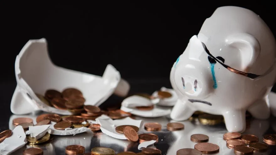Ahorra cada mes con este método efectivo: un consejo financiero para anticipar tus ingresos