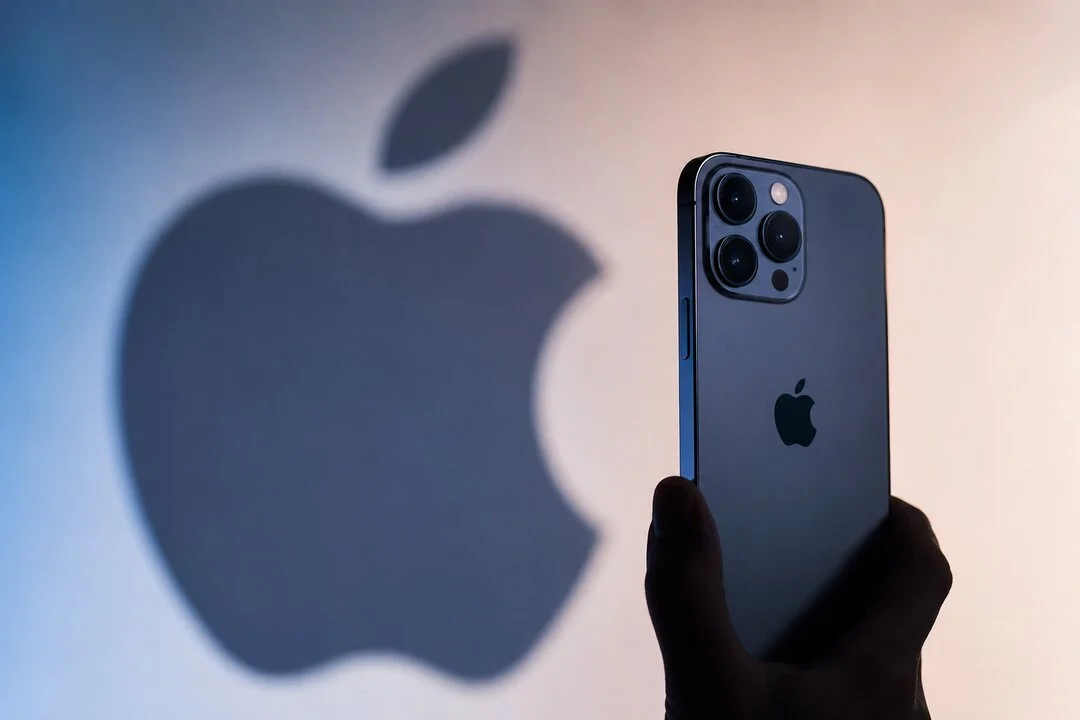 Apple lanza sus gafas inteligentes para competir directamente con Meta en el mercado
