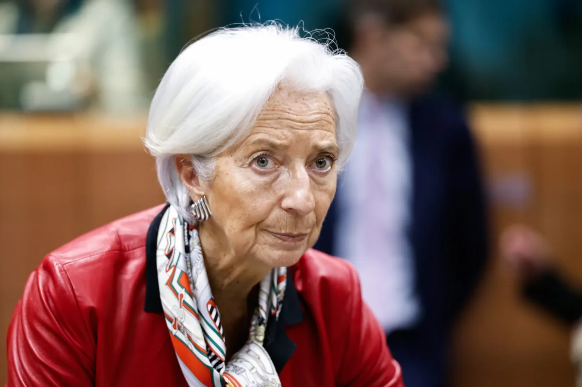 Bulgaria podría perder la oportunidad de unirse al euro si no controla su déficit público