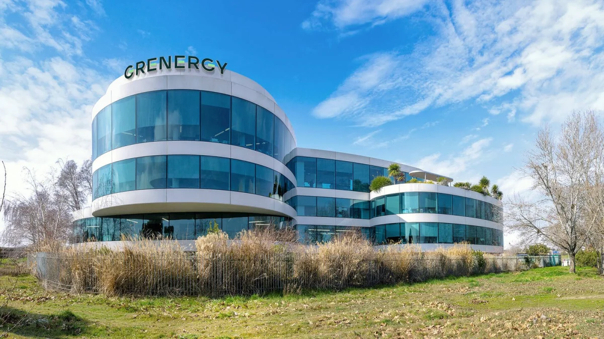 CaixaBank impulsa a Grenergy mientras Iberdrola enfrenta un cambio de rumbo energético