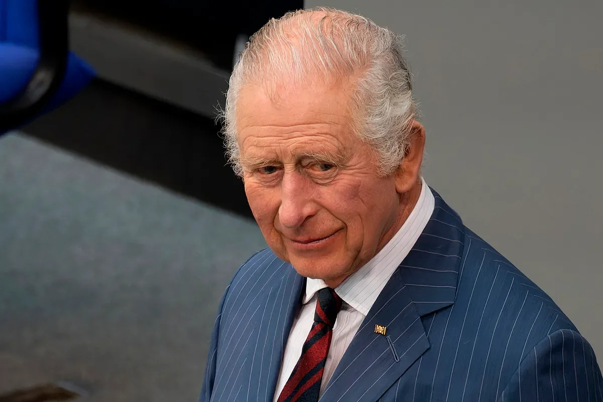 Carlos III marca un hito al desvelar su declaración fiscal ante el pueblo británico