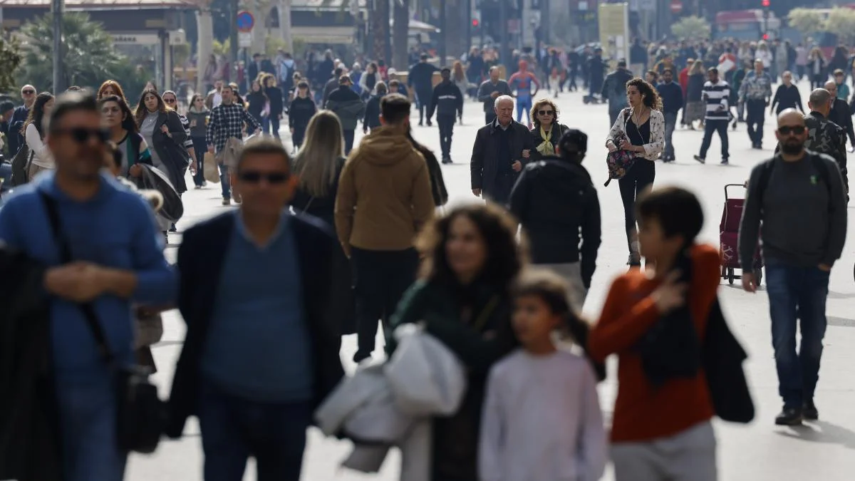 El déficit fiscal provoca que el 60% de los españoles dependa más del Estado.