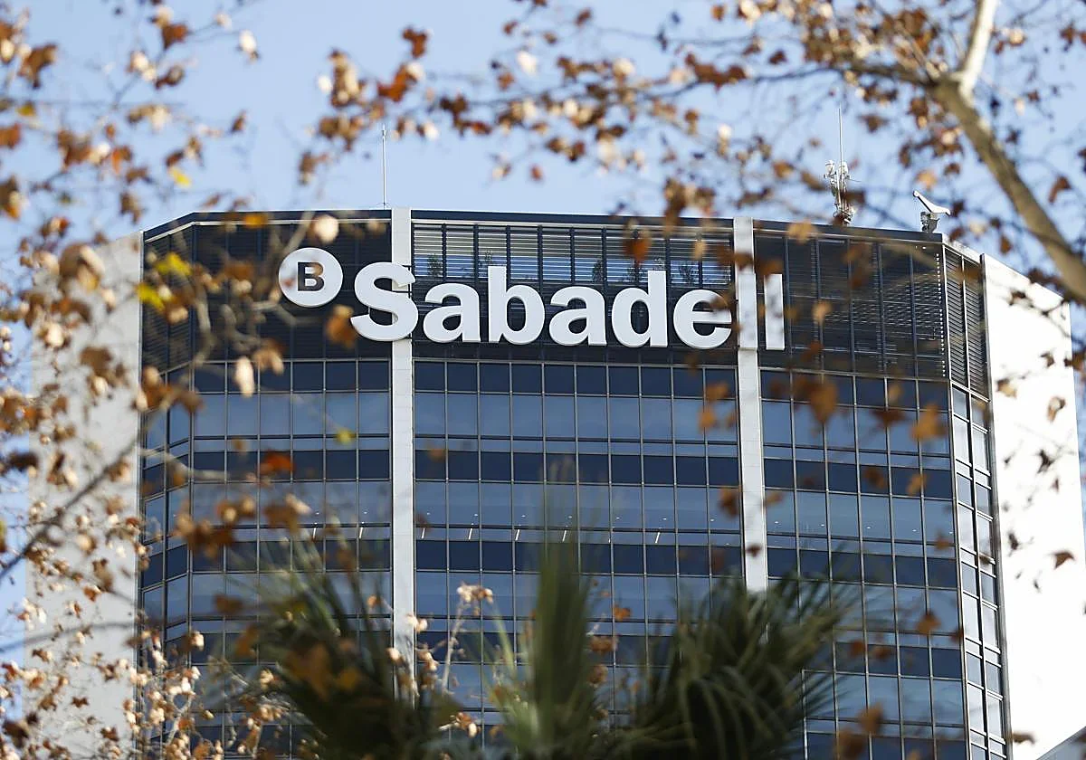 El ex consejero del Sabadell reduce su apuesta en el BBVA con venta del 1,5%