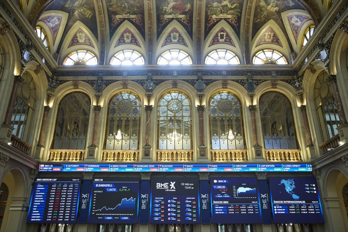 El IBEX 35 alcanza máximos del mes tras la caída de la inflación en EEUU