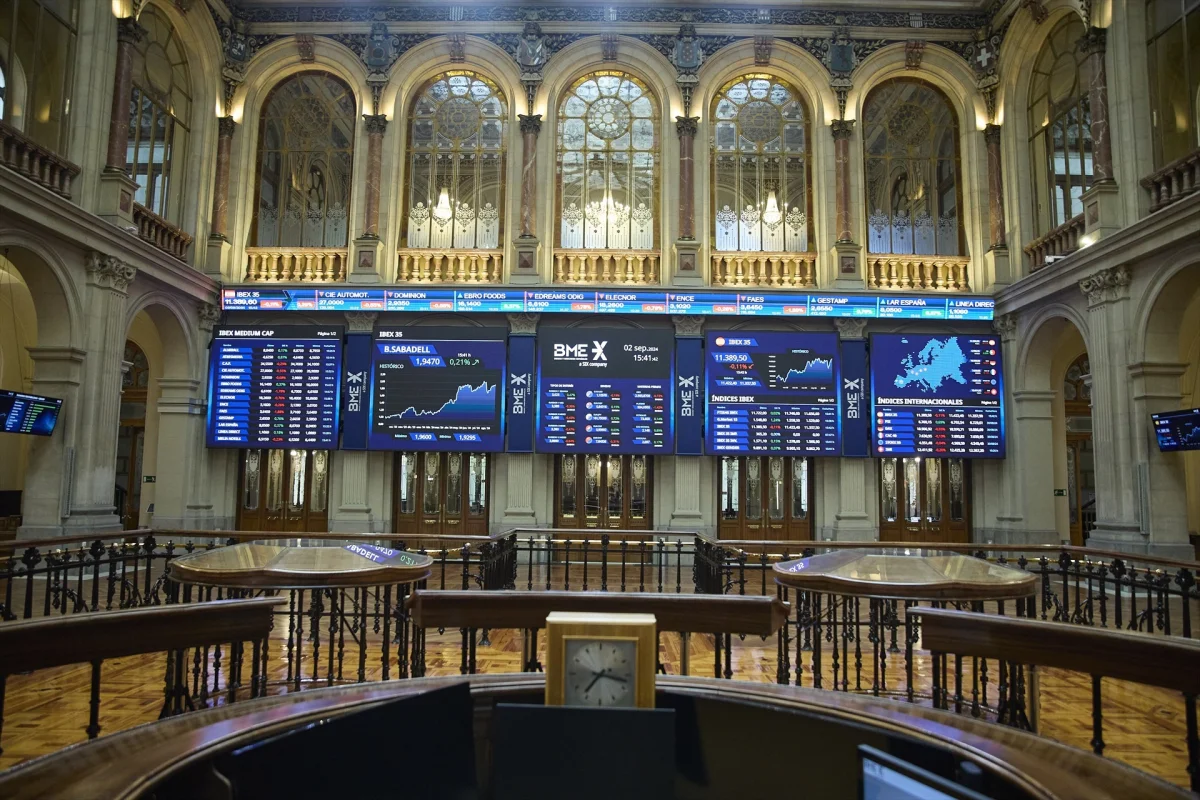 El IBEX 35 sufre en Europa: los bancos enfrentan una nueva crisis de confianza