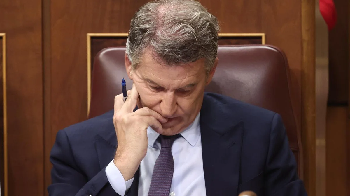 Feijóo apuesta por la conciliación en Génova para asegurar su futuro político