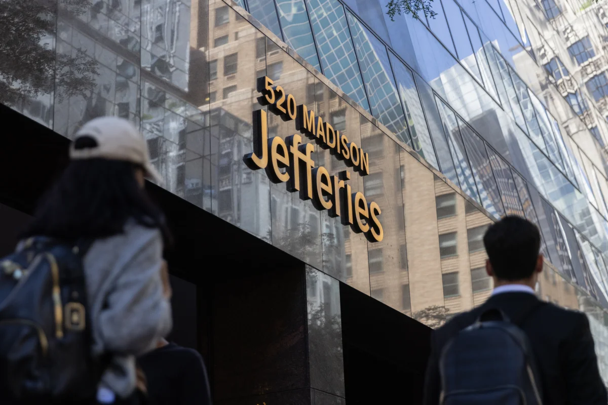 Jefferies refuerza su equipo en Europa con la llegada de un líder del sector renovable de Santander