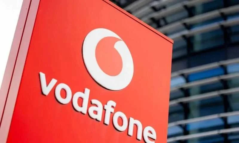 La amenaza de Elon Musk provoca una caída del 4% en las acciones de Vodafone