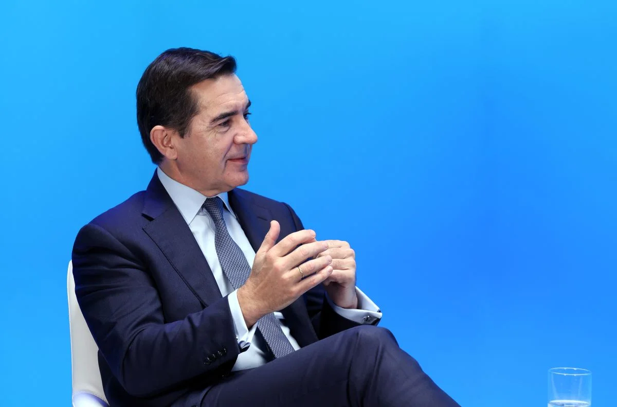 La caída de BBVA en bolsa genera oportunidades para inversores astutos