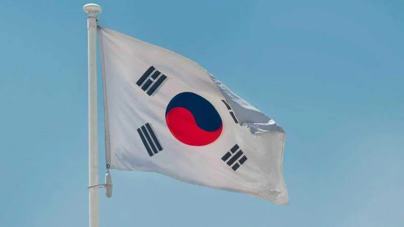 La caída del 8% en la bolsa de Corea afecta a inversores y mercados globales hoy.