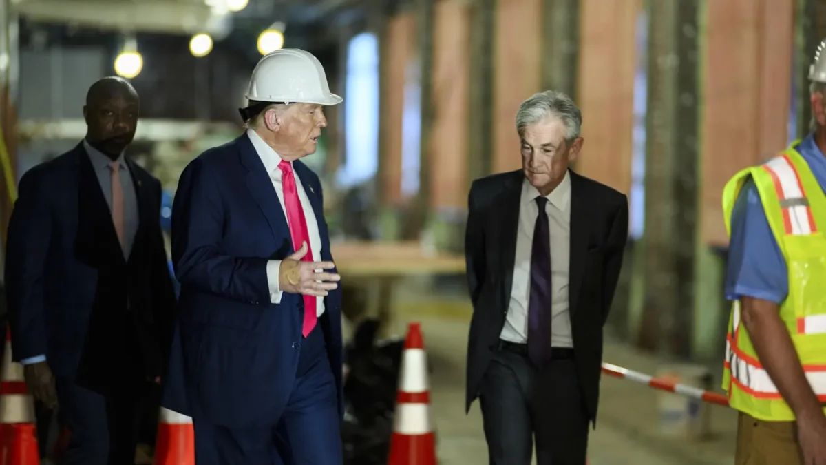 La incertidumbre económica crece: Trump advierte sobre la continuidad de Powell en la Fed