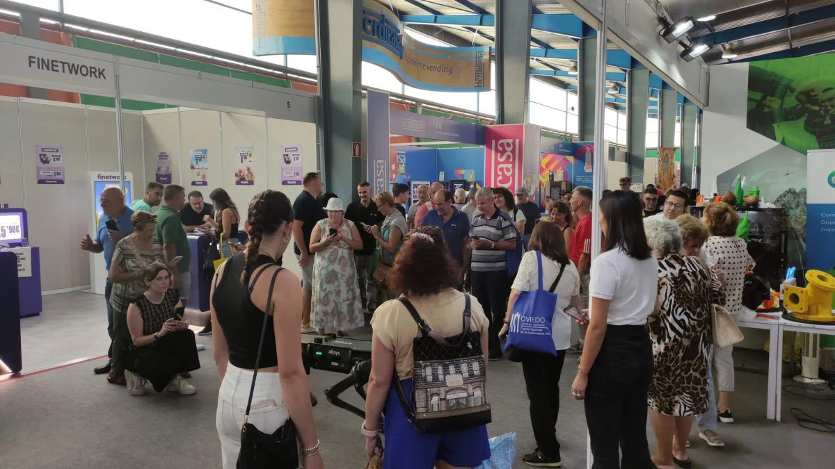 La OAP del COIIAS transforma la FIDMA en un escaparate de innovación tecnológica y experiencias interactivas