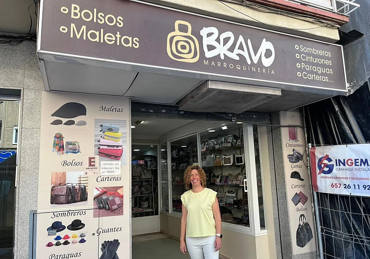La tienda del Zaidín se adapta para sobrevivir al asedio de Amazon y otras grandes marcas