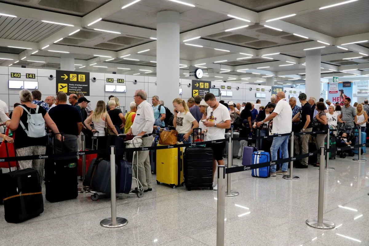 Las tarjetas de viaje se convierten en aliadas clave para los turistas en 2023