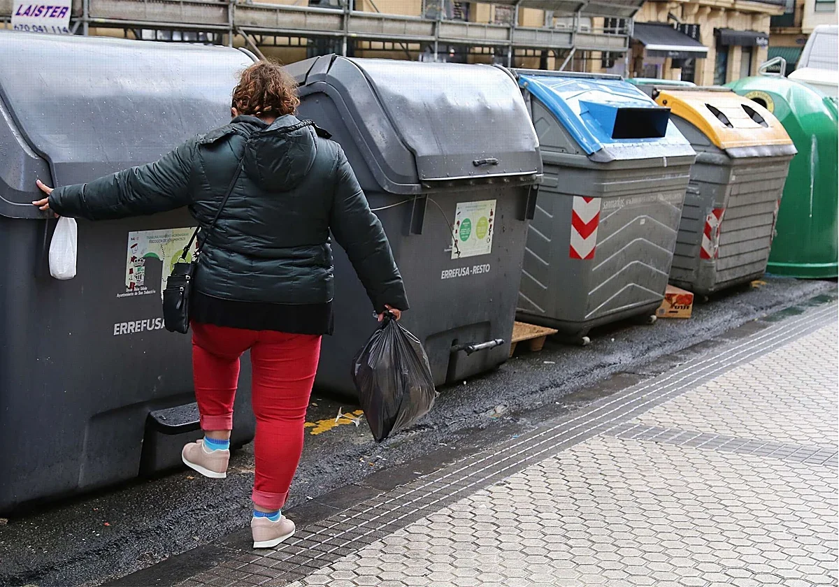 Los hogares de Donostia se preparan para un aumento de la tasa de basura en 2027