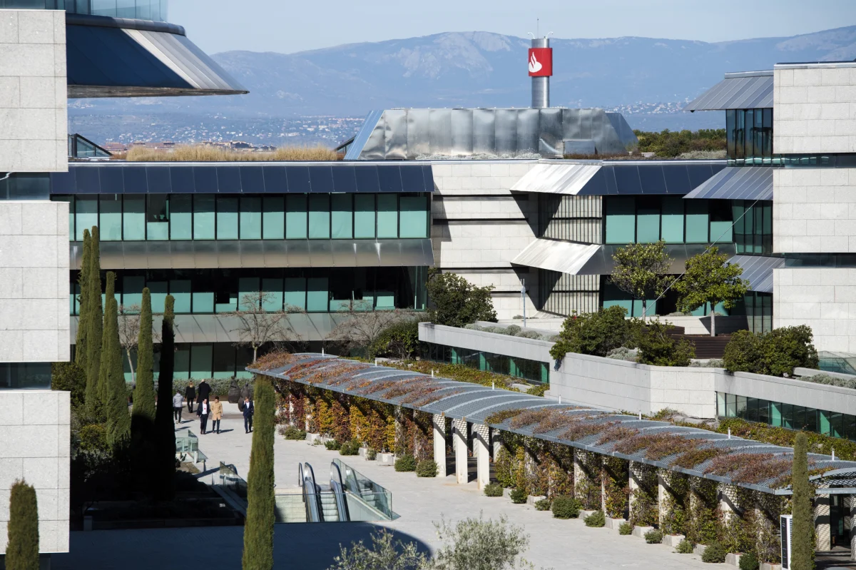 Santander mejora su eficiencia al reestructurar sus filiales tecnológicas clave